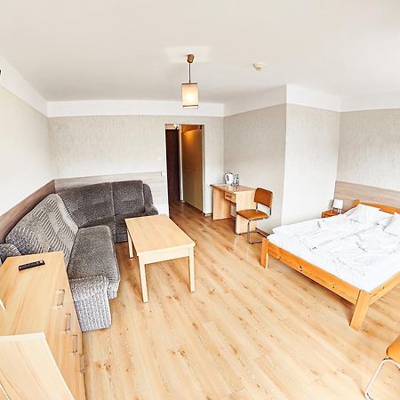 Amelia Zdroj Medical & Spa Iwonicz-Zdrój Exteriör bild