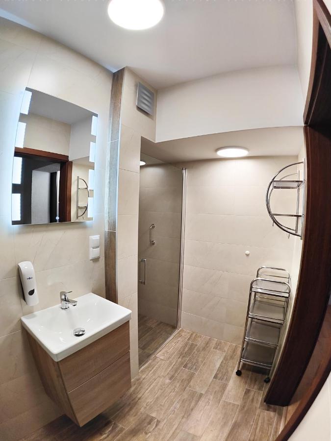 Amelia Zdroj Medical & Spa Iwonicz-Zdrój Exteriör bild