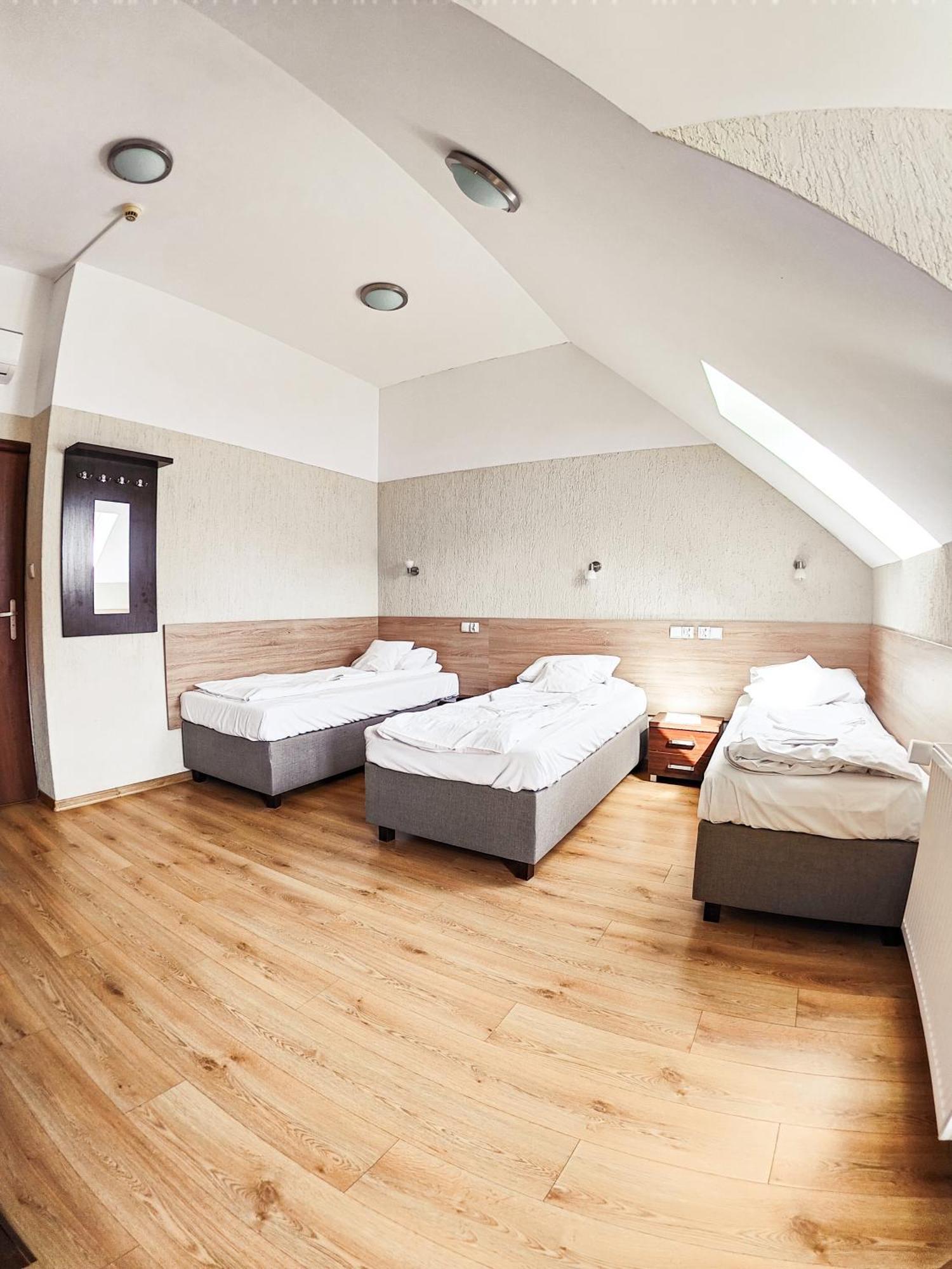 Amelia Zdroj Medical & Spa Iwonicz-Zdrój Exteriör bild