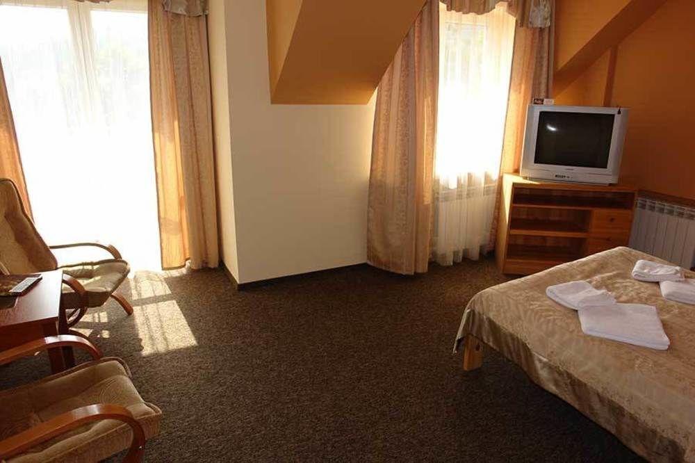 Amelia Zdroj Medical & Spa Iwonicz-Zdrój Exteriör bild