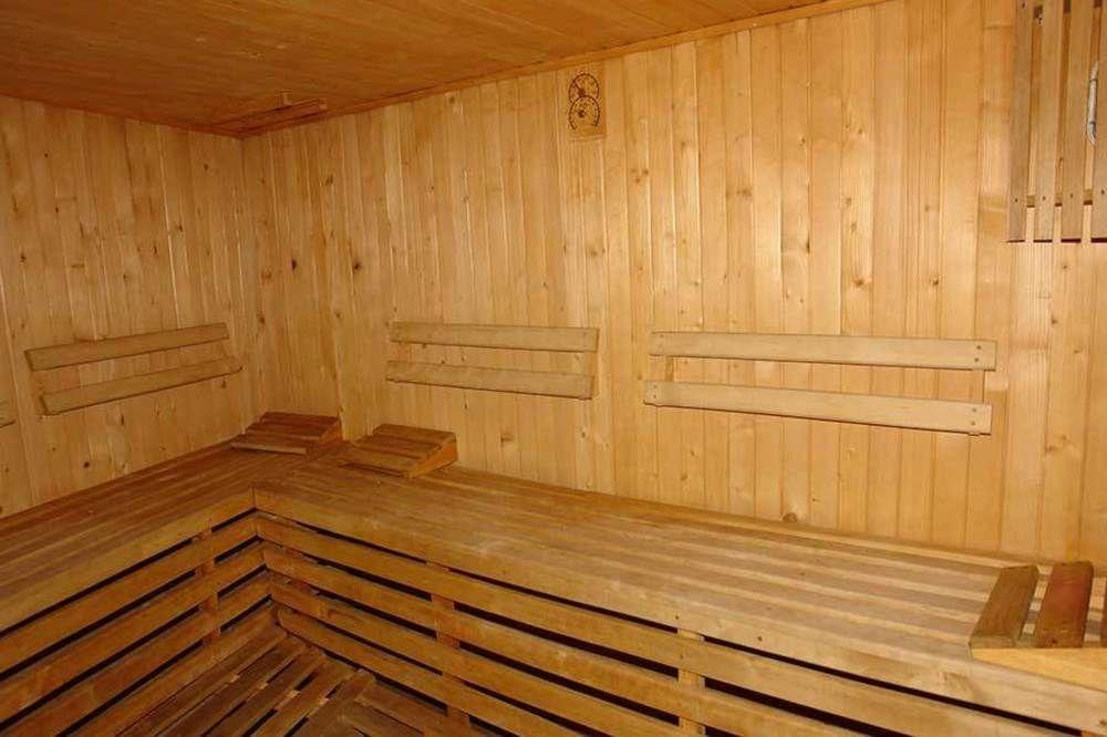 Amelia Zdroj Medical & Spa Iwonicz-Zdrój Exteriör bild