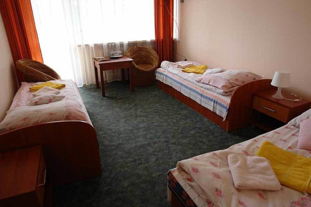 Amelia Zdroj Medical & Spa Iwonicz-Zdrój Exteriör bild