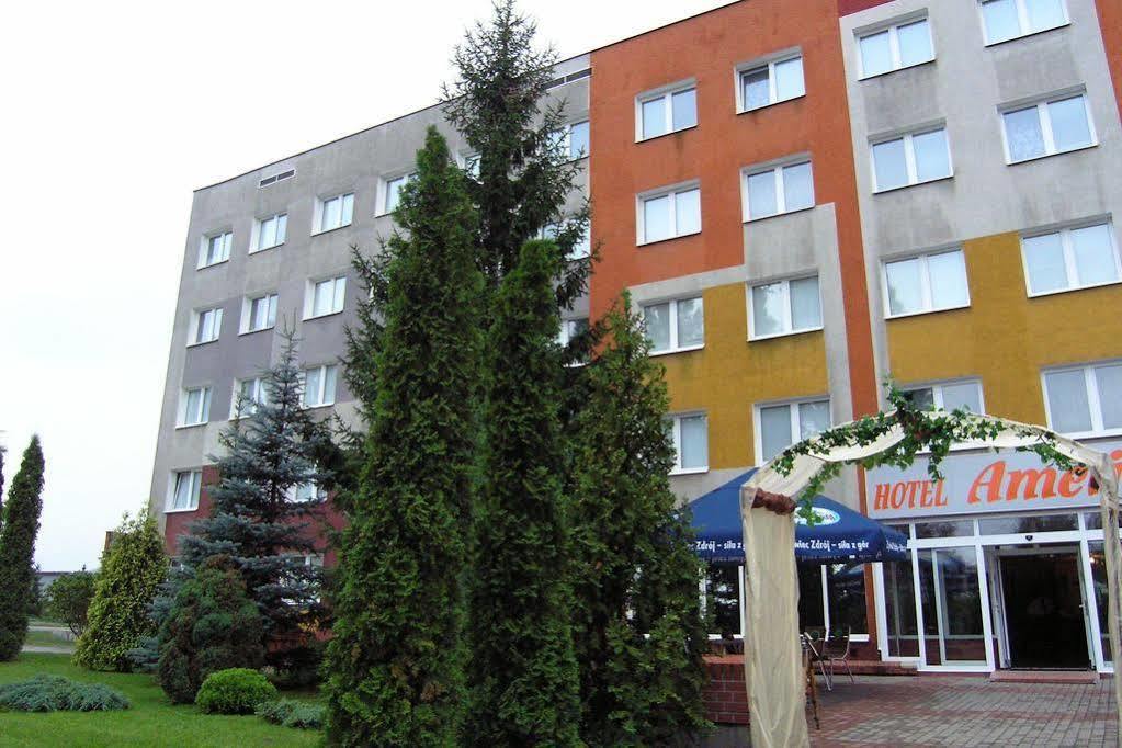 Amelia Zdroj Medical & Spa Iwonicz-Zdrój Exteriör bild