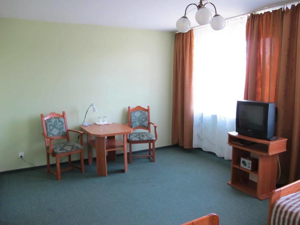 Amelia Zdroj Medical & Spa Iwonicz-Zdrój Exteriör bild