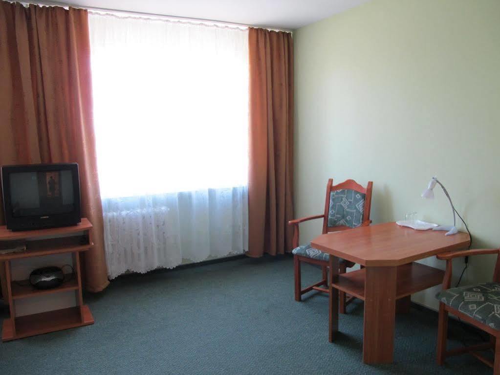 Amelia Zdroj Medical & Spa Iwonicz-Zdrój Exteriör bild